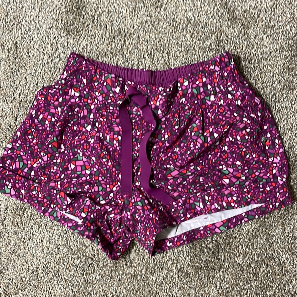 Lululemon cute casual shorts. Like new great condition.